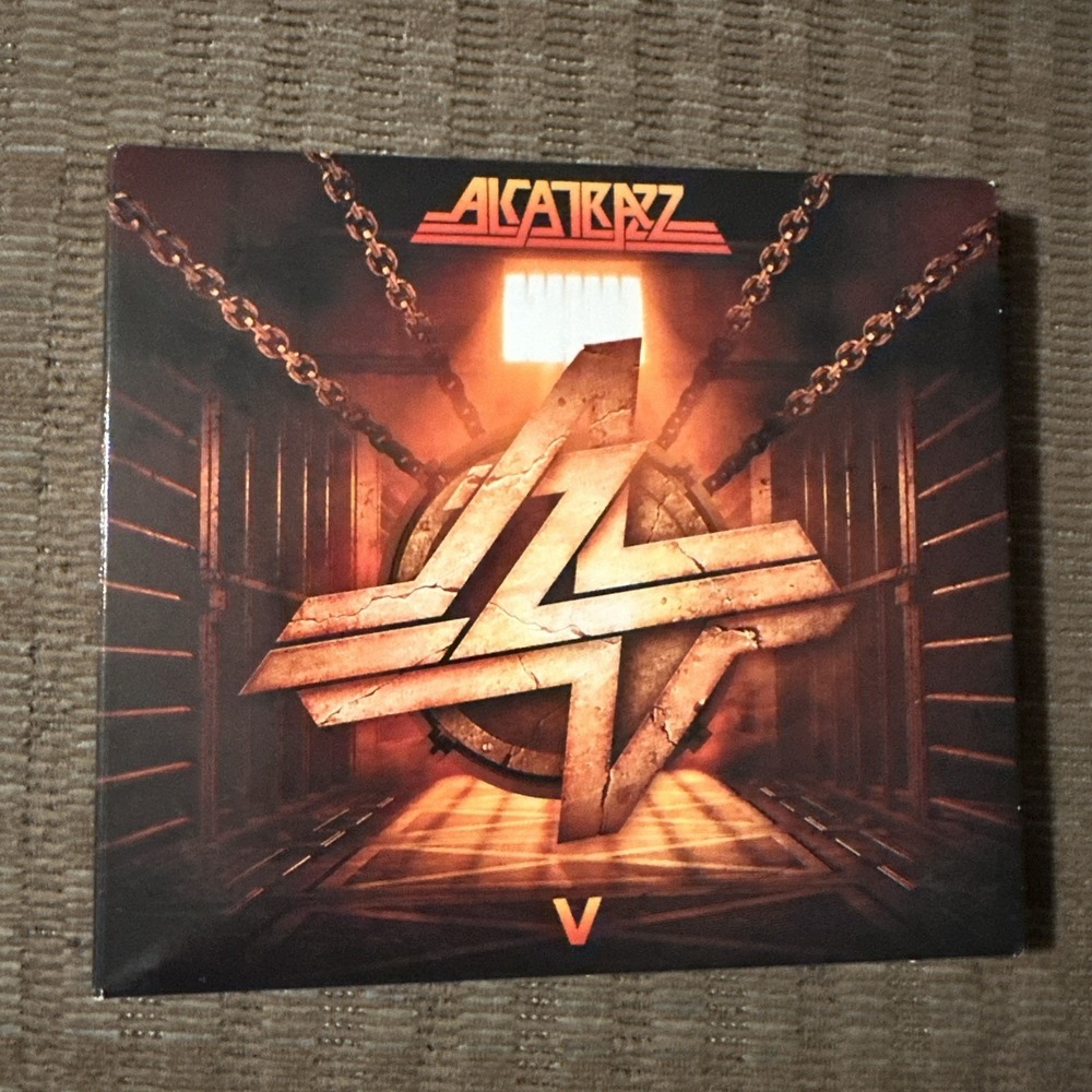 V by Alcatrazz (CD, 2021) ES1869